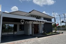 Rumah 2 Kavling Minimalis Modern Dekat Pusat Kota Solo