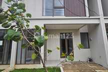 Dekat Dengan Citra Gading Serpong Perumahan Dengan Fasilitas Danau