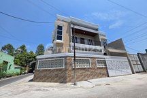 Rumah Baru Mewah 2 Lantai Posisi Hook Hadap Selatan Dan Timur Hanya 3 Menit Ke Kampus Ums Solo Kota Surakarta