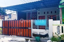 Rumah Strategis Murah Siap Huni Dekat Exit Tol Klodran Solo