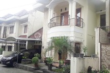 RUMAH MEWAH DEKAT MM UGM/SARDJITO, DALAM CLUSTER PERMATA POGUNG