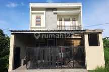 Rumah 2 Lantai Padasuka, Cimahi Tengah