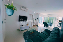 Rumah 2 Lantai Furnished di Andara Depok Harga Nego