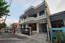 Rumah 2 Lantai Strategis di Gombel Permai, Banyumanik