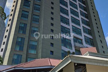 Condominium Penthouse 3 Lantai Surabaya