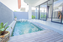 Disewakan Villa 2 Kamar Tidur Modern dengan Private Garasi di Area Strategis Bali