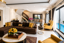 Private Luxury Residence dengan Pool & Lift di Area Senopati dan Wolter Monginsidi