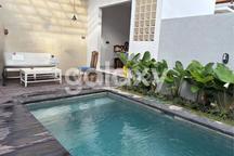 VILLA BAGUS 1 LANTAI DI CHANDRA AYU BATUBULAN SUKAWATI GIANYAR, BALI