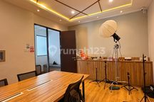 DISEWAKAN RUMAH KANTOR CIAMIK KAWASAN MILENIAL ALABAMA PIK2