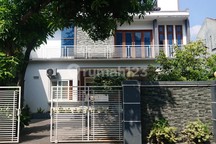 Rumah Mewah 3 Kamar Disewakan Dengan Furniture Di Banguntapan, Bantul