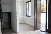 Dijual Rumah Nyaman dan Siap Huni di Antapani