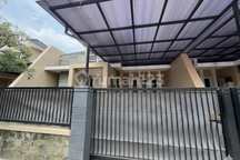 Disewakan Rumah Minimalis Pondok Candra, Siap Huni