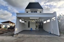 Rumah Mewah Siap Huni Furnished di Maguwoharjo