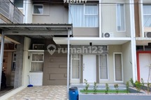 Rumah 2 Lantai, Siap Huni, Dekat Stasiun KRL dan Toll Bsd