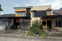 Rumah 2 Lantai di Cluster Terdepan Casablanca