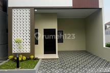 Rumah Dua Lantai Lokasi Di Belakang Kampus Ui Kukusan Depok