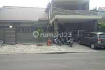 Dijual Rumah Bagus Daerah Kutisari Siap Huni 