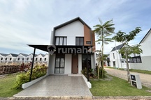 Rumah 2 Lantai Lokasi Strategis Fasilitas Lengkap Batam Center