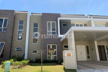 Rumah 2 Lantai di Batam Centre, Orchard Park Cluster Citrus