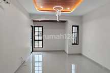 Rumah 5 Kamar di Batam Centre, Komplek Beverly, Dekat Pelabuhan