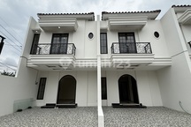 Rumah Berkonsep Modern 2 Lantai Siap Huni di Pancoran Mas Depok