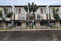 Rumah Mewah Murah Di Bintaro 3 Lantai Privat Lift &pool Deket Tol