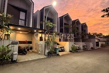 Rumah Baru Siap Huni di Serpong Tanah Luas Harga Murah Free Biaya