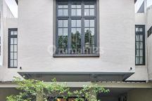 Rumah 3 Lantai Siap Huni Lokasi Strategis di Gayungsari Pagesangan Sepanjang Perbatasan Surabaya - Sidoarjo