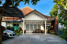 Dijual - Rumah Mewah Sangat Luas di Pusat Kota Garut