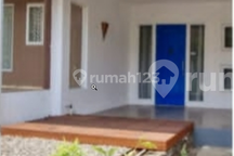 Rumah 1 Setengah Lantai. Dikaki Gunung Salak. Design Fungsional Dan Minimalis