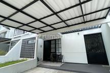 Disewakan Rumah di Bsb