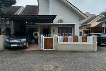 Dijual Rumah Modern Minimalis Semi Furnished Hook Rumah Bagus SHM di Gg. Buntu, 55285, Mlati