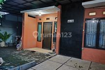 Rumah Asri Kota Depok di Perumahan Bumi Sawangan Indah 1, Jl. Bsi 1, Pengasinan, Sawangan, Kota Depok, Jawa Barat, Indonesia, 16518, Sawangan