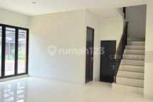 Rumah 2 Lantai Cluster Summarecon Bekasi