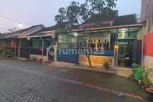 Lingkungan Kampus Full Furnished, Unmuh 3 Menit, Unej 5 Menit