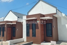 Rumah Subsidi Rasa Komersil, Dekat Pusat Kota Jember