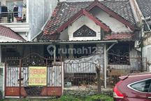 Disewakan Rumah Depan Taman di Taman Sentosa Cikarang