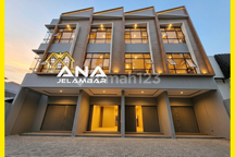 Ana Ruko Baru 4Lt Luas 4X13.5m Modern Minimalis Lokasi Strategis Zonasi Komersil di Taman Ratu, Kebon Jeruk - * Good- Deal !!*