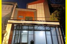 Ana Rumah Komp. Dutamas Luas 7X20m 2Lt Full Furnish di Jelambar - * Good- Deal !!*