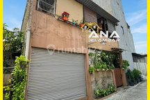 Ana Rumah 2Lt Luas 7.7X17m2 Jln 2 Mobil Bebasbanjir di Jelambar - * Good- Deal !!*