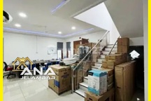 Ana Rumah Hoek 2.25Lt Luas 13X14m2 Lokasi Tenang di Jelambar - * Good- Deal !!*