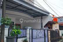 Dijual Rumah di Taman Harapan Baru (Thb) 2 Lantai