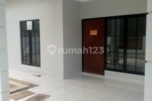 Rumah, 1 Lantai, di Caturtunggal (Pasca Renovasi dan Pemeliharaan Ulang 2025)