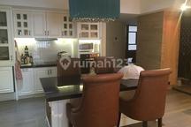 Conjoint Unit Mewah 4Br di Verde One - Rare Listing di Kuningan