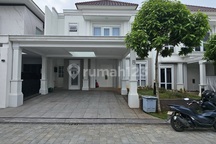 Disewakan Rumah Cantik Mewah