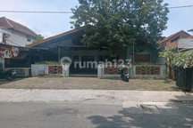 Disewakan Rumah untuk Tempat Usaha Cafe Ataupun Usahayang Lain Nya