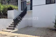 Rumah Siap Huni Dkt Tol Cileunyi, Sekolah dan Kampus di Cileunyi