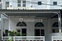 Rumah 2 Lantai Kota Malang Dekat Soekarno Hatta