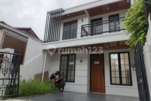 Disewakan Rumah 2 Lantai di Pondok Kelapa Duren Sawit
