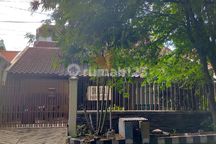 Rumah 2 Lantai Pinggir Jalan Raya Rungkut untuk Hunian atau Bisnis